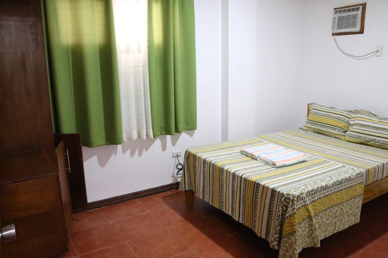 Badladz Staycation Condos بويرتو غاليرا المظهر الخارجي الصورة