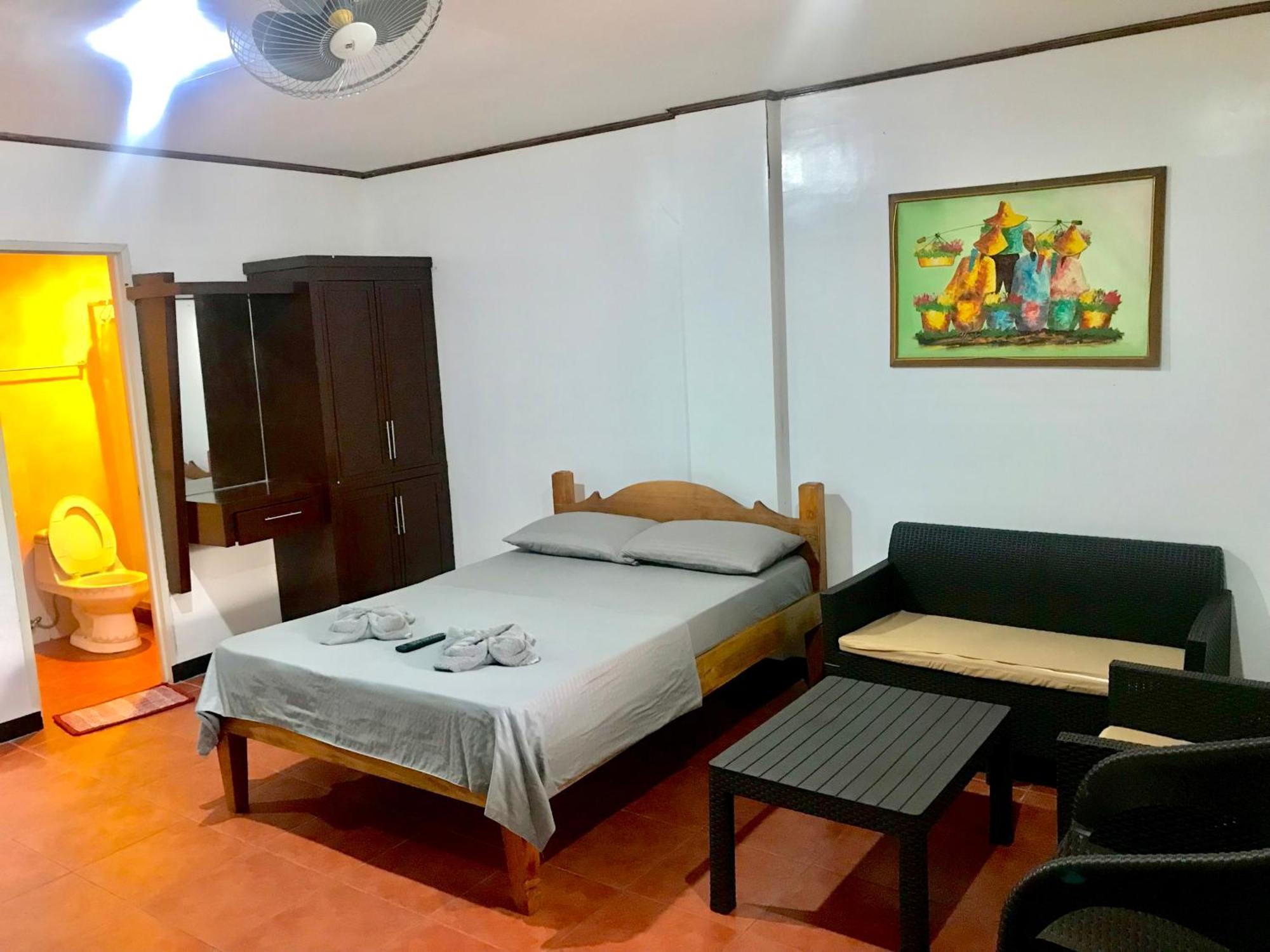 Badladz Staycation Condos بويرتو غاليرا المظهر الخارجي الصورة